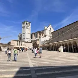 Accesso Basilica San Francesco d'Assisi