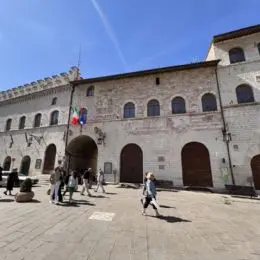 Piazza del Comune von Assisi